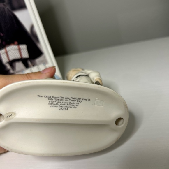 KIM ANDERSON FIGURINE  THRUSDAY'S CHILD - Picture 2 of 5